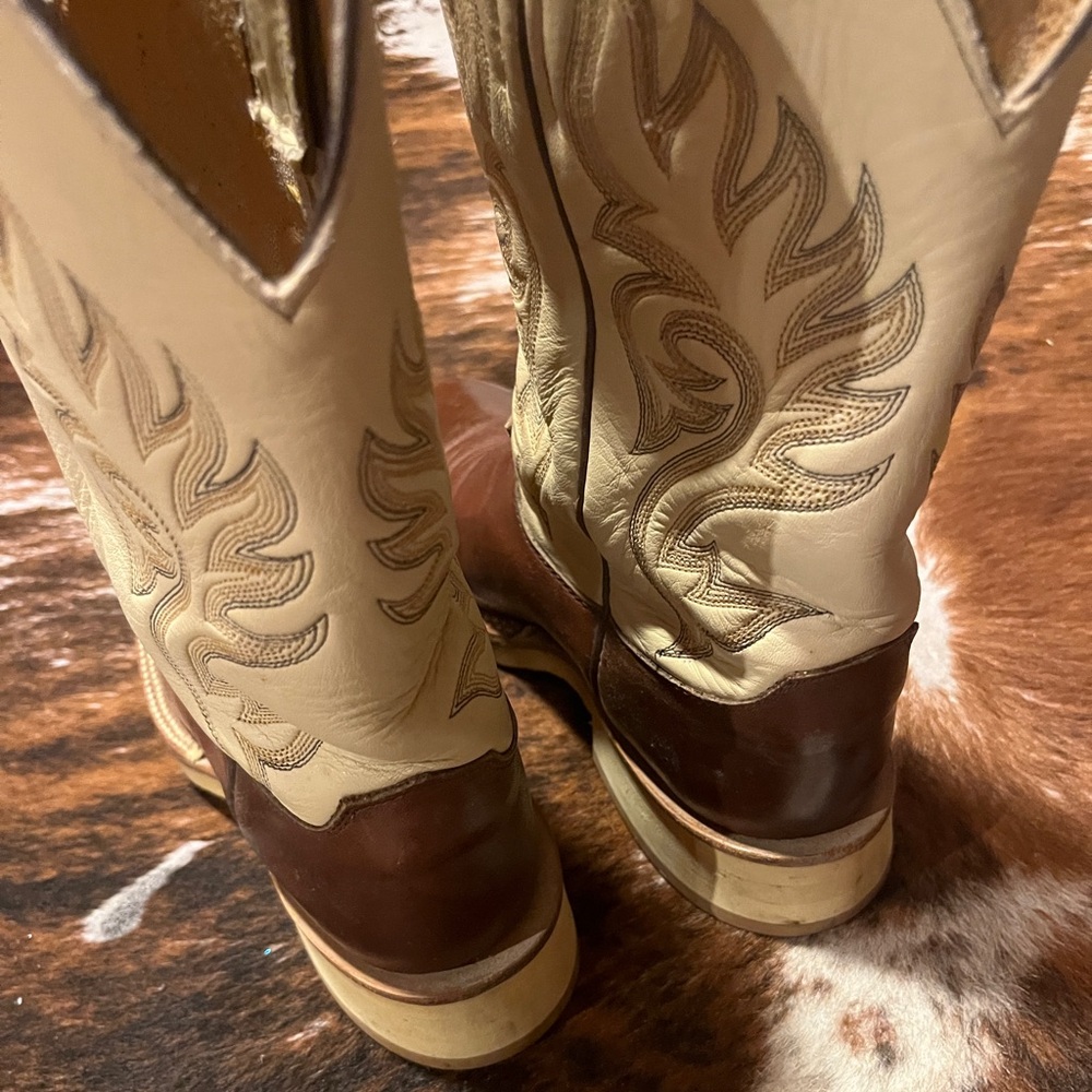 Justin Cowboy Boot - Picture 5 of 7